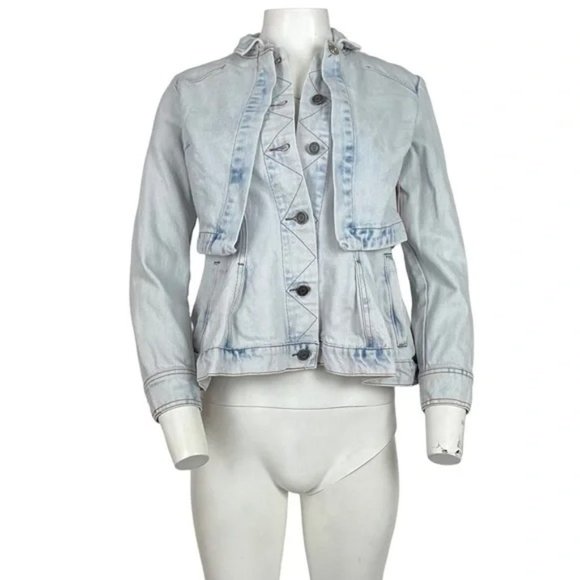 Peplum Jean Jacket Light Wash - Picture 1 of 4